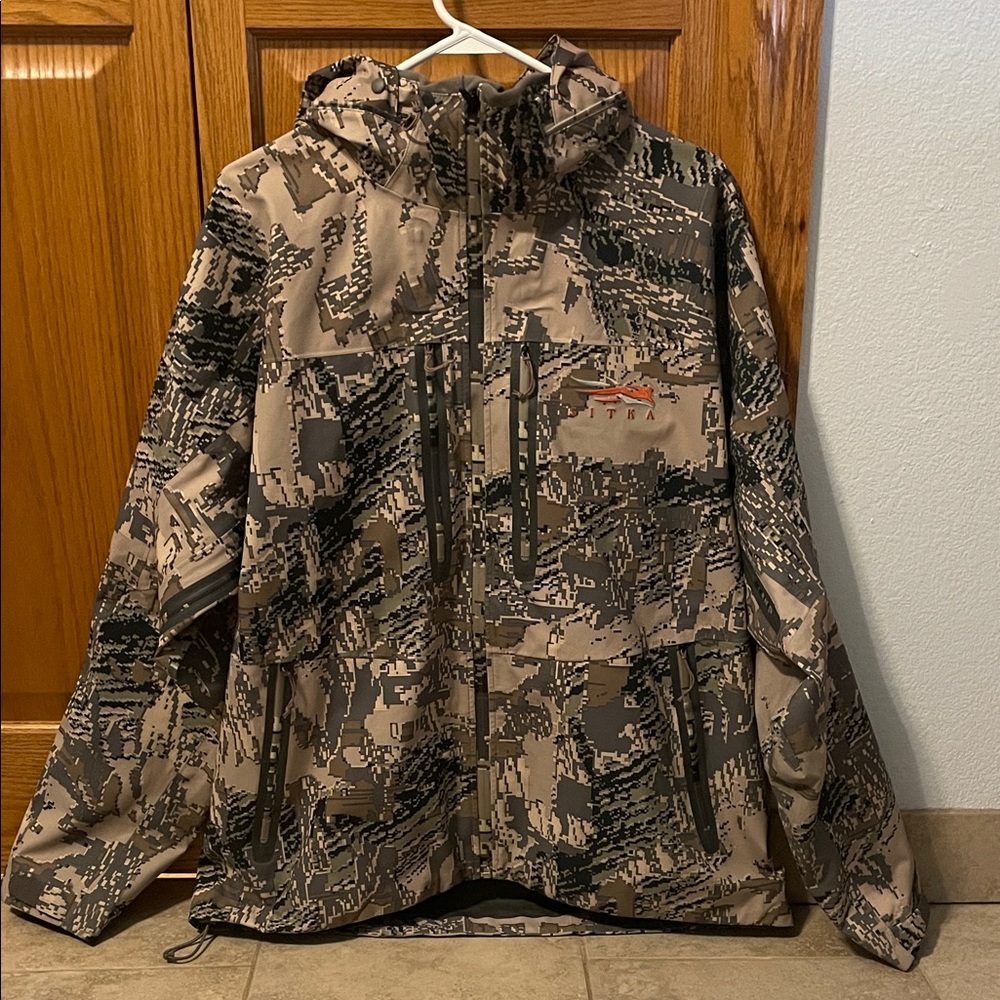 Sitka cloudburst hoodie